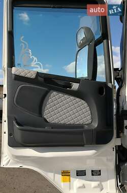 Тягач Scania R 440 2009 в 