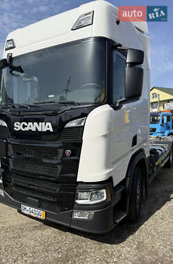 Контейнеровоз Scania R 450 2021 в 