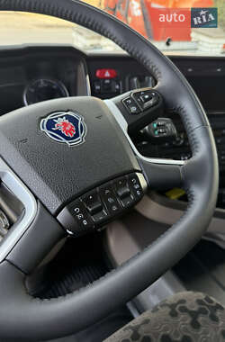 Контейнеровоз Scania R 450 2021 в 