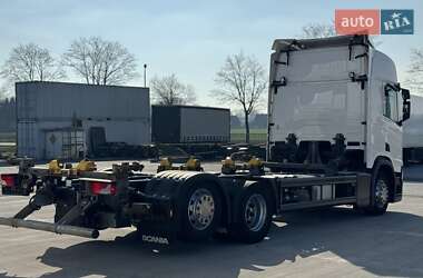 Контейнеровоз Scania R 450 2020 в 