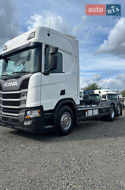 Контейнеровоз Scania R 450 2020 в 