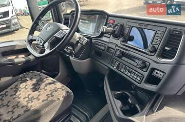 Контейнеровоз Scania R 450 2020 в 
