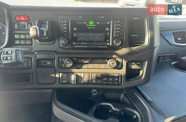 Контейнеровоз Scania R 450 2020 в 