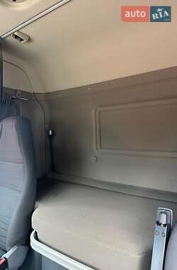 Тягач Scania R 520 2016 в 
