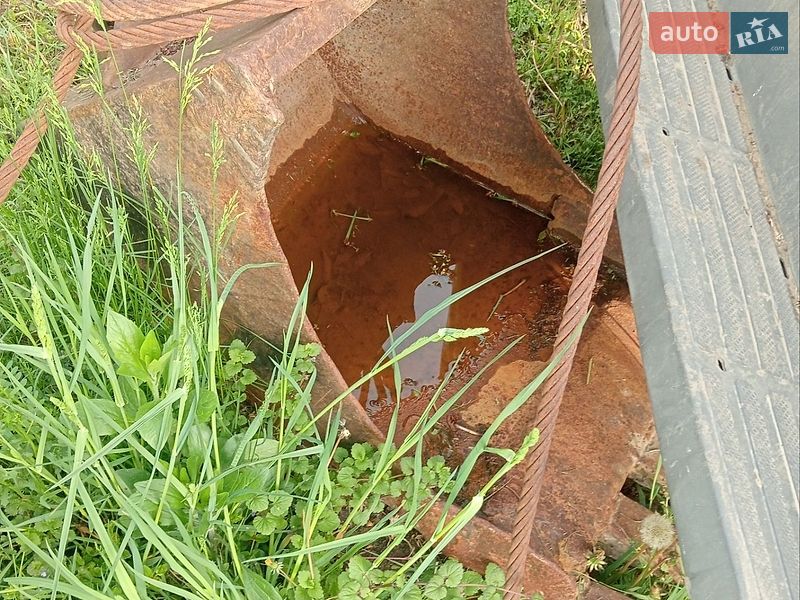 Екскаватор навантажувач Schaeff HML 1994 в Чернівцях