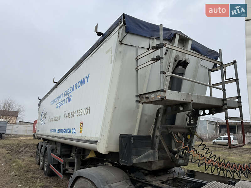 Самоскид напівпричіп SCHMIDT SKO 2013 в Одесі