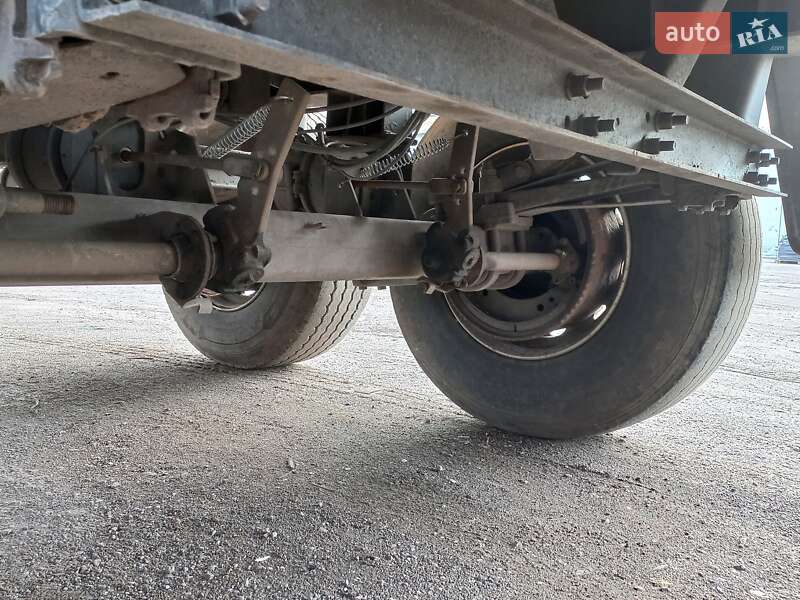 Контейнеровоз Schmitz Cargobull BPW 2004 в Днепре