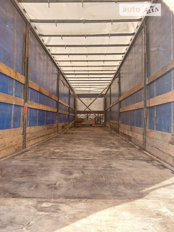 Тентованный борт (штора) - полуприцеп Schmitz Cargobull BPW 2004 в Макарове