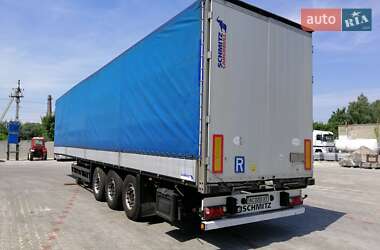 Бортовий напівпричіп Schmitz Cargobull Cargobull 2008 в 
