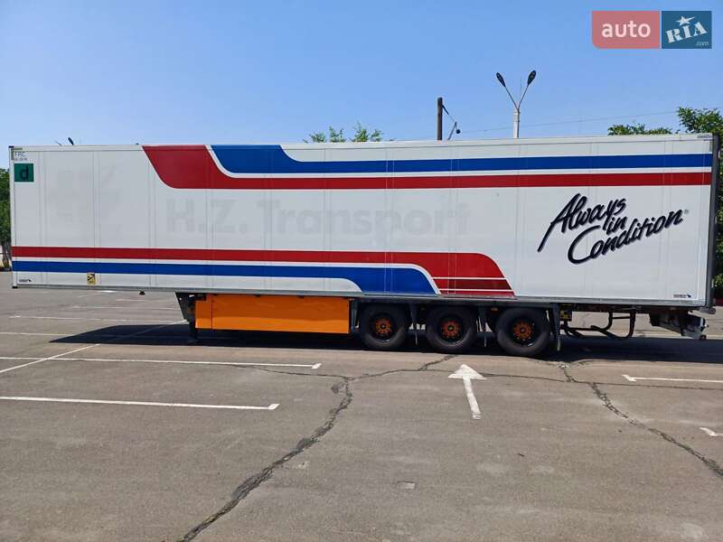 Рефрижератор полуприцеп Schmitz Cargobull Cargobull 2012 в Одессе