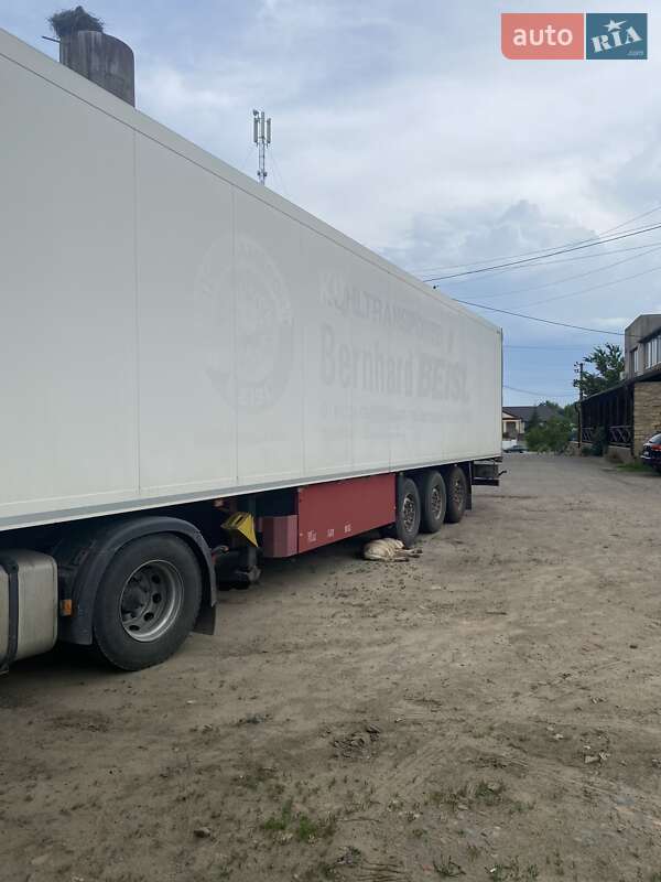 Рефрижератор напівпричіп Schmitz Cargobull Cargobull 2005 в Вінниці