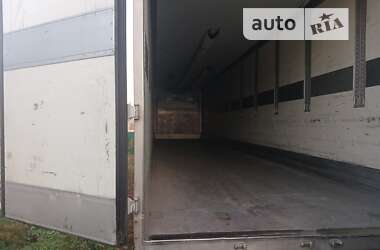 Рефрижератор полуприцеп Schmitz Cargobull Cargobull 2000 в 