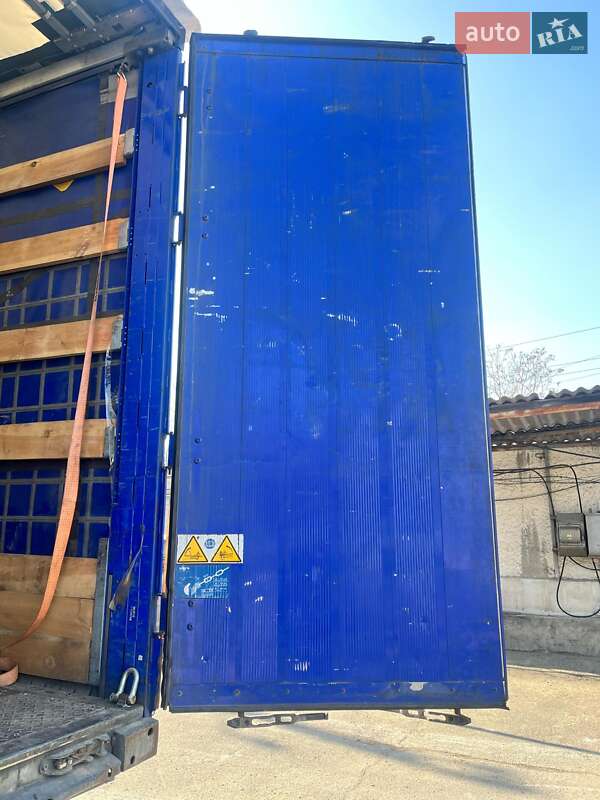 Тентований борт (штора) - напівпричіп Schmitz Cargobull Cargobull 2014 в Дніпрі фото 11 Тентований борт (штора) - напівпричіп Schmitz Cargobull Cargobull 2014 в Дніпрі