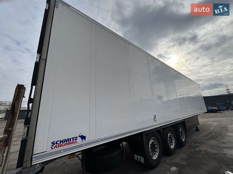 Рефрижератор напівпричіп Schmitz Cargobull Cargobull 2014 в Києві