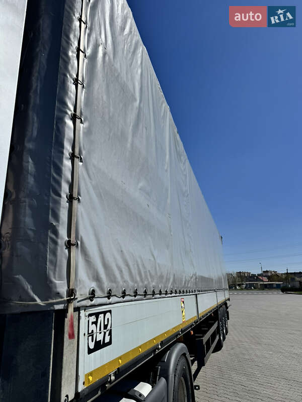 Тентованный борт (штора) - полуприцеп Schmitz Cargobull Cargobull 2012 в Новоднестровске