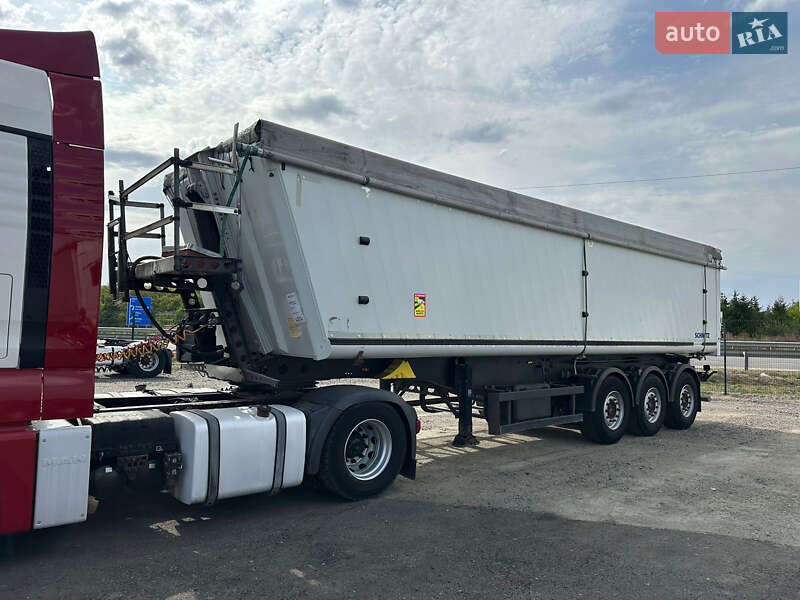 Самосвал полуприцеп Schmitz Cargobull Cargobull 2013 в Умани
