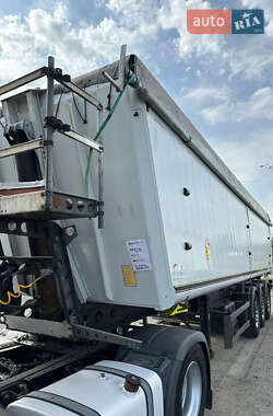 Самоскид напівпричіп Schmitz Cargobull Cargobull 2013 в 