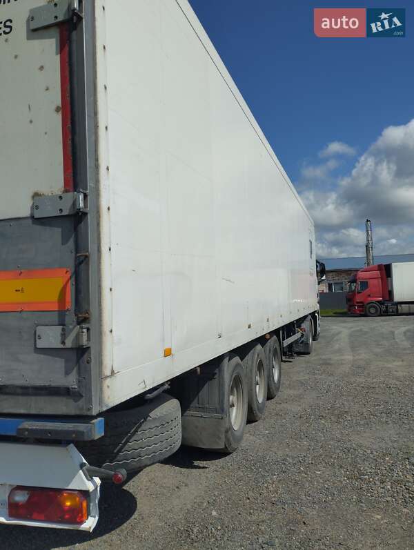 Рефрижератор полуприцеп Schmitz Cargobull Cargobull 1998 в 