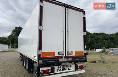 Рефрижератор полуприцеп Schmitz Cargobull Cargobull 2012 в 
