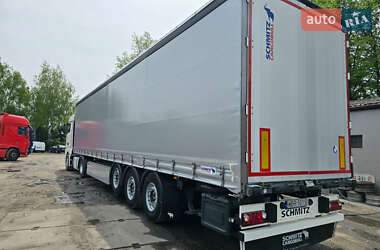 Тентований борт (штора) - напівпричіп Schmitz Cargobull Cargobull 2014 в 