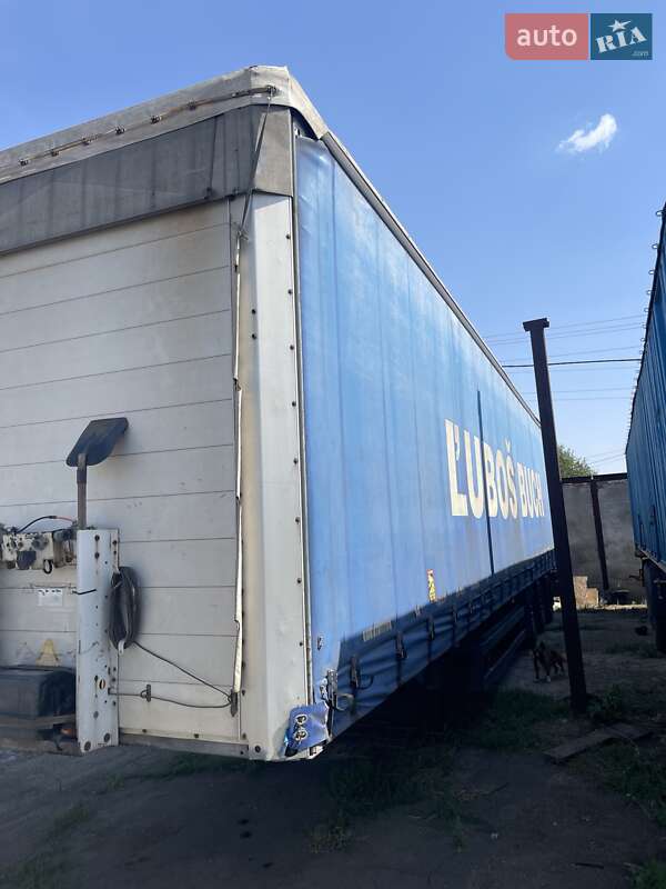 Тентований борт (штора) - напівпричіп Schmitz Cargobull Cargobull 2004 в Любашівці