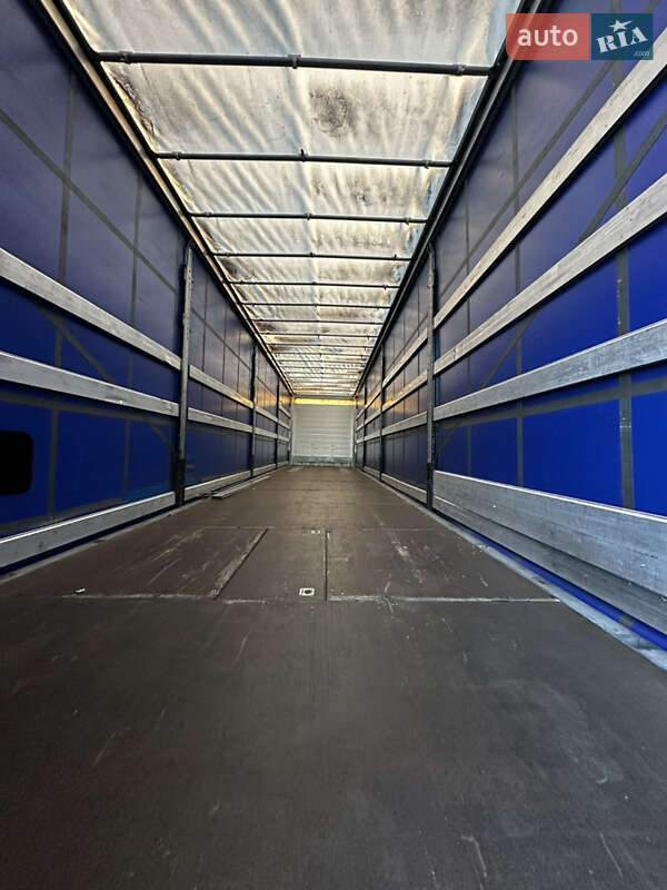 Тентований борт (штора) - напівпричіп Schmitz Cargobull Cargobull 2013 в Умані фото 13 Тентований борт (штора) - напівпричіп Schmitz Cargobull Cargobull 2013 в Умані
