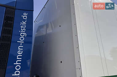 Ізотермічна будка Schmitz Cargobull Cargobull 2011 в 