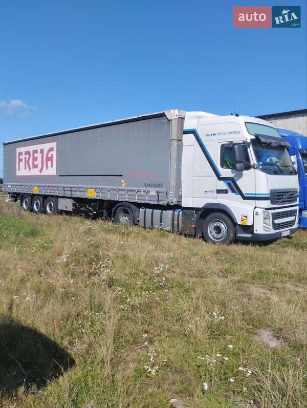 Тентований борт (штора) - напівпричіп Schmitz Cargobull Cargobull 2013 в Харкові