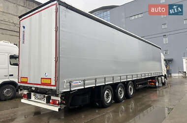 Тентований борт (штора) - напівпричіп Schmitz Cargobull Cargobull 2012 в 
