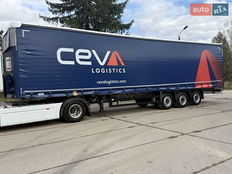 Тентованный борт (штора) - полуприцеп Schmitz Cargobull Cargobull 2015 в Надворной