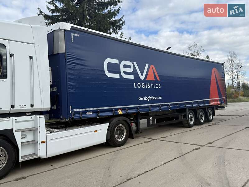 Тентованный борт (штора) - полуприцеп Schmitz Cargobull Cargobull 2015 в Надворной