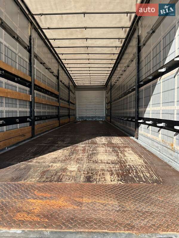 Тентованный борт (штора) - полуприцеп Schmitz Cargobull Cargobull 2015 в Киеве фото 10 Тентованный борт (штора) - полуприцеп Schmitz Cargobull Cargobull 2015 в Киеве