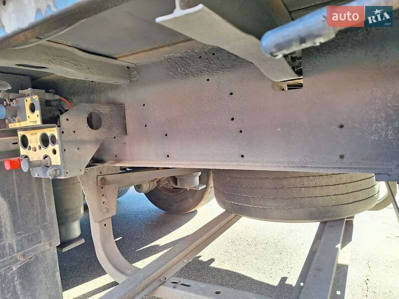 Тентований борт (штора) - напівпричіп Schmitz Cargobull Cargobull 2011 в Львові