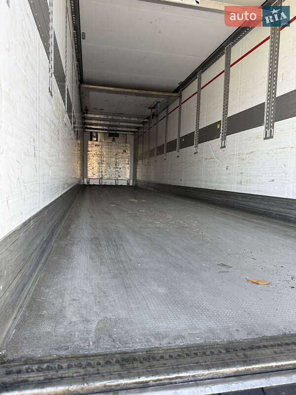 Рефрижератор полуприцеп Schmitz Cargobull Cargobull 2014 в Луцке