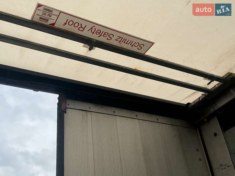 Бортовой полуприцеп Schmitz Cargobull Cargobull 2014 в Ровно