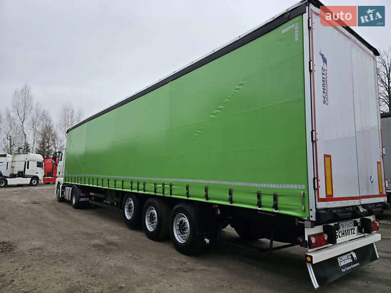Тентований борт (штора) - напівпричіп Schmitz Cargobull Cargobull 2011 в Львові