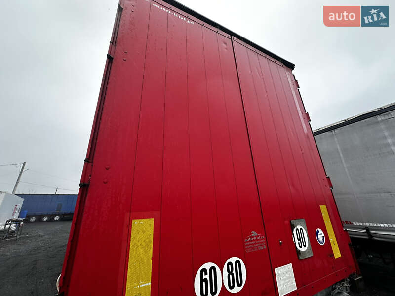 Тентований борт (штора) - напівпричіп Schmitz Cargobull Cargobull 2011 в Умані