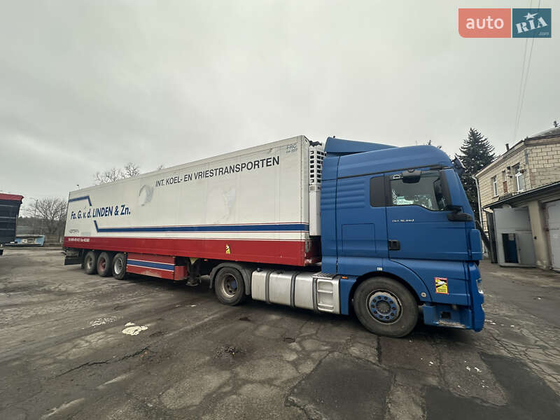 Рефрижератор полуприцеп Schmitz Cargobull Cargobull 2004 в Умани фото 8 Рефрижератор полуприцеп Schmitz Cargobull Cargobull 2004 в Умани