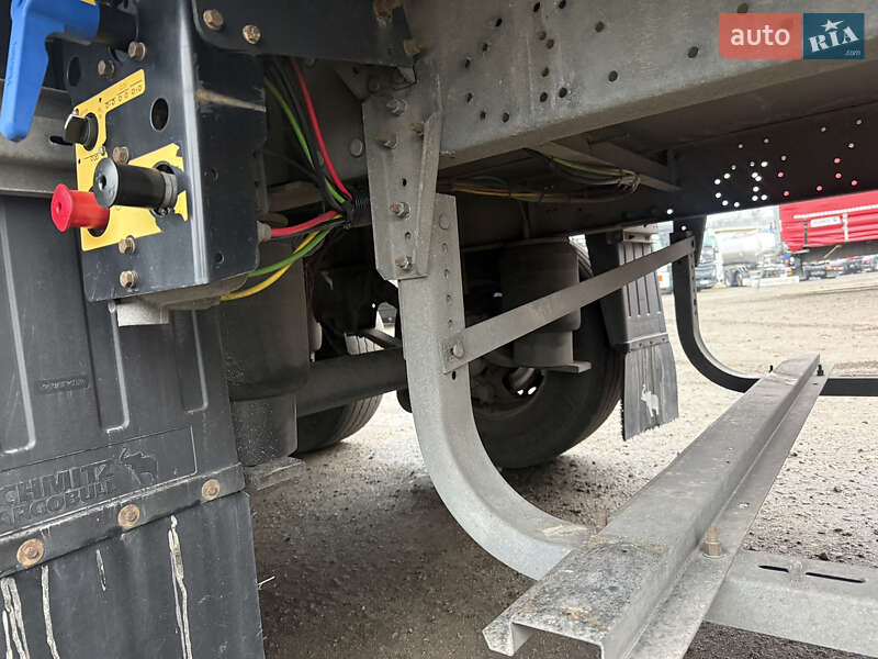 Изотермическая будка Schmitz Cargobull Cargobull 2014 в Киеве