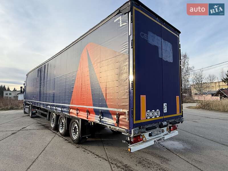 Тентованный борт (штора) - полуприцеп Schmitz Cargobull Cargobull 2015 в Надворной
