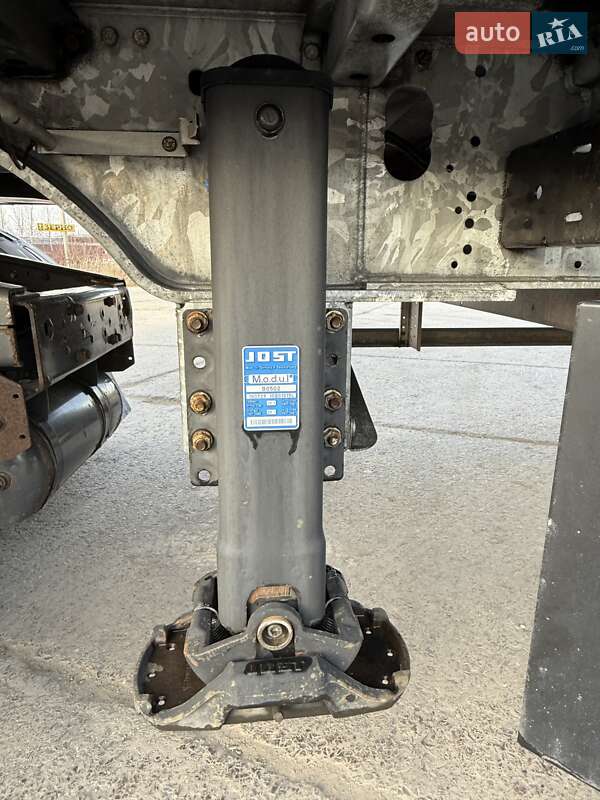 Тентованный борт (штора) - полуприцеп Schmitz Cargobull Cargobull 2015 в Надворной