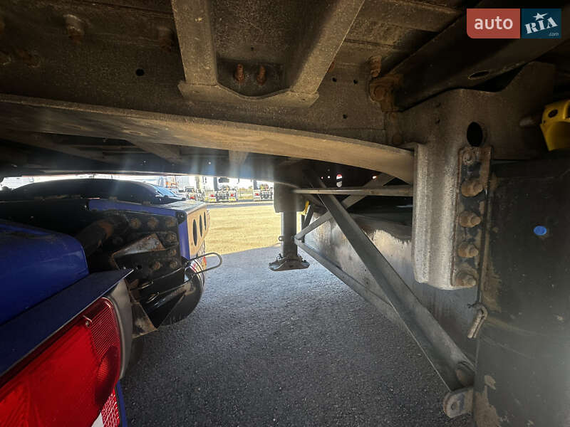 Тентованный борт (штора) - полуприцеп Schmitz Cargobull Cargobull 2017 в Умани фото 6 Тентованный борт (штора) - полуприцеп Schmitz Cargobull Cargobull 2017 в Умани