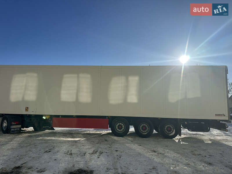 Рефрижератор полуприцеп Schmitz Cargobull Cargobull 2005 в Тернополе