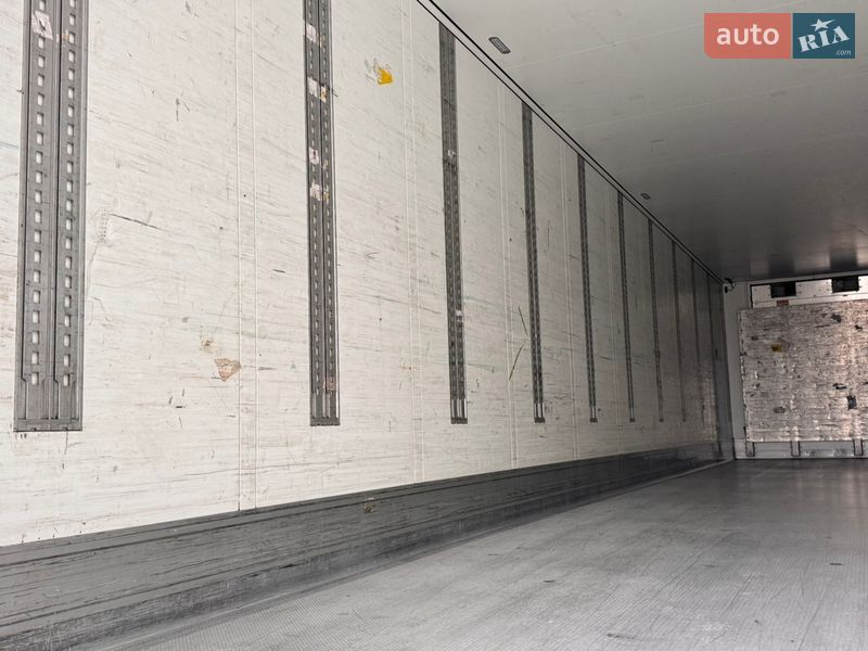 Рефрижератор полуприцеп Schmitz Cargobull Cargobull 2015 в Черновцах фото 11 Рефрижератор полуприцеп Schmitz Cargobull Cargobull 2015 в Черновцах