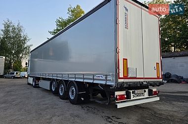 Тентованный борт (штора) - полуприцеп Schmitz Cargobull Cargobull 2015 в Львове