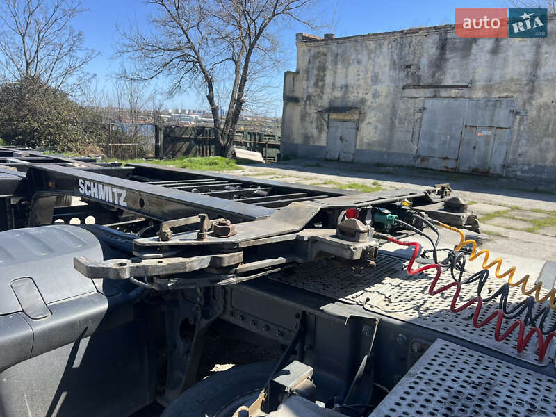 Контейнеровоз напівпричіп Schmitz Cargobull HQ 2008 в Чорноморську