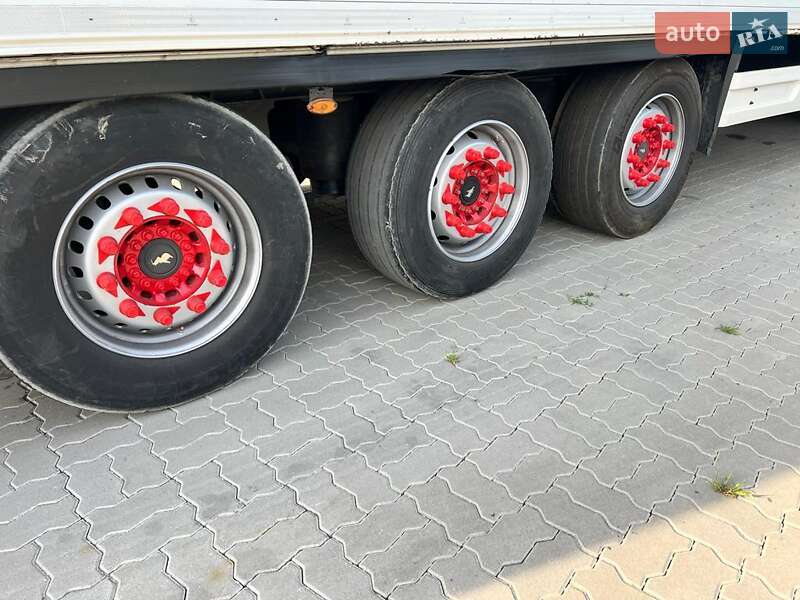 Ізотермічна будка Schmitz Cargobull Mega 2011 в Ужгороді фото 5 Ізотермічна будка Schmitz Cargobull Mega 2011 в Ужгороді