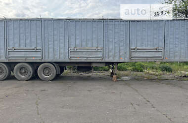 Бортовий напівпричіп Schmitz Cargobull S01 1990 в Новоукраїнці