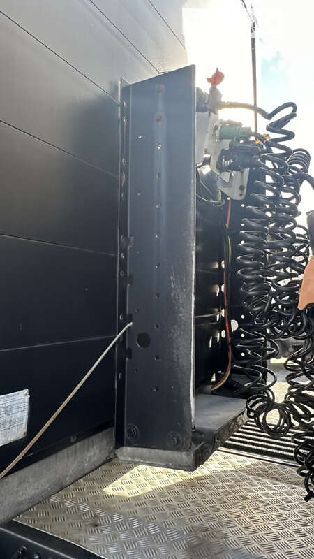 Тентованный борт (штора) - полуприцеп Schmitz Cargobull S01 2007 в Виннице