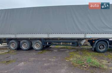 Борт Schmitz Cargobull S01 2003 в Львові